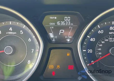 2013 Hyundai Elantra Limited z USA, uszkodzony, nr VIN 5NPDH4AE4DH440730